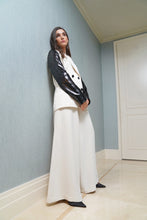 Load image into Gallery viewer, Nelli Blazer