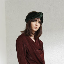 Load image into Gallery viewer, Green iridiscent velvet Headband