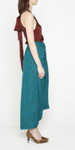 Load image into Gallery viewer, Megan Top - noorahefzi